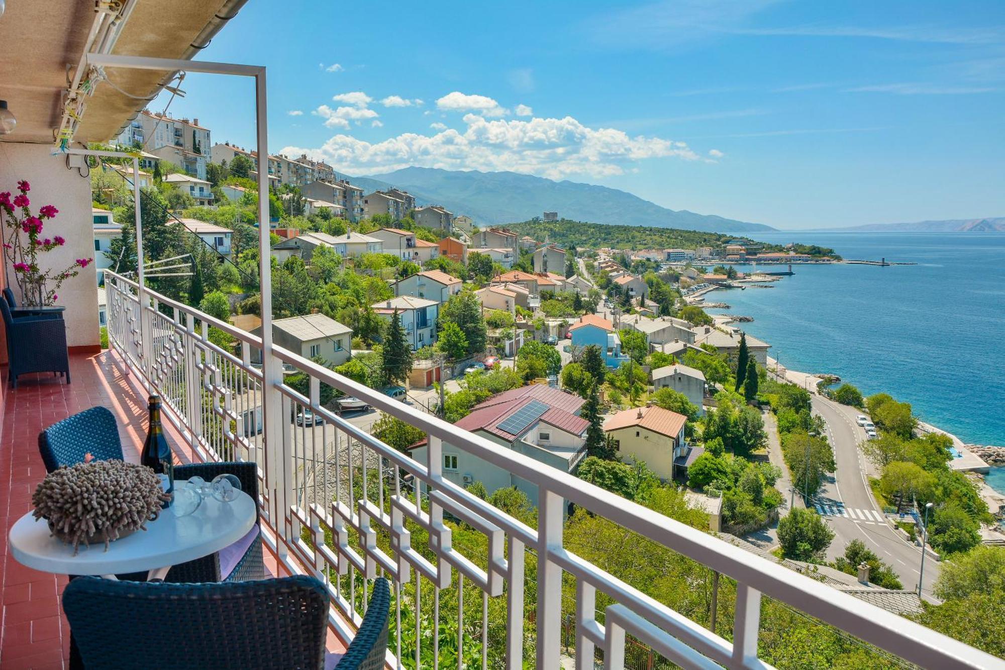 Apartment Luca Senj  Esterno foto