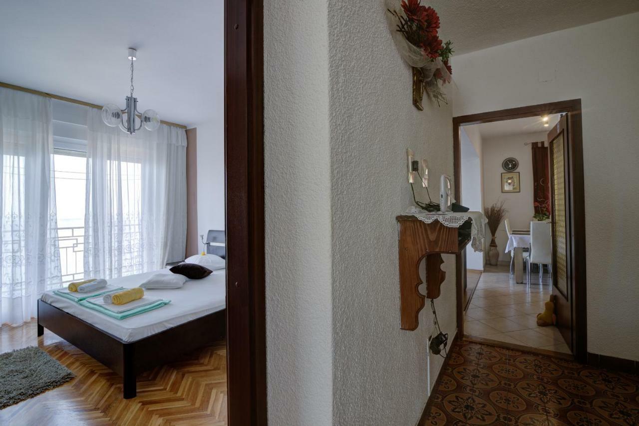 Apartment Luca Senj  Esterno foto
