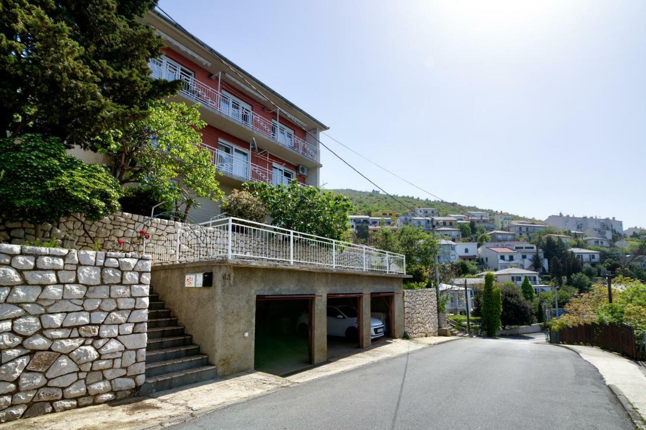 Apartment Luca Senj  Esterno foto